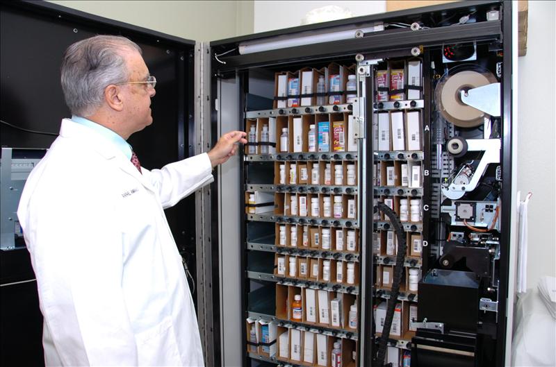 Farmacias robot en español facilitan la distribución de medicamentos